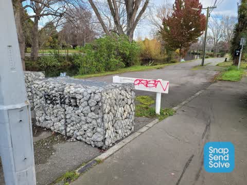 Graffiti, a report photo