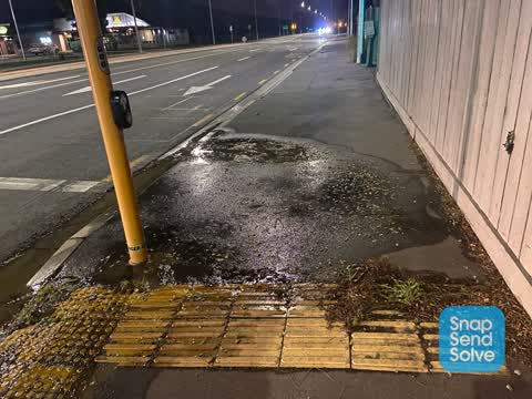 Water Leak, a report photo