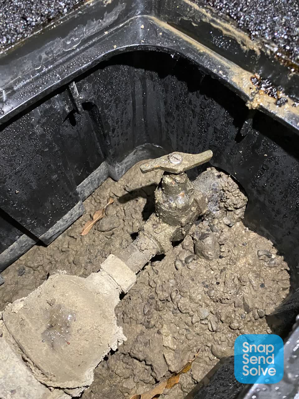 The photograph attached to this water supply report