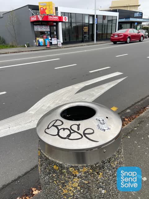 Graffiti, a report photo