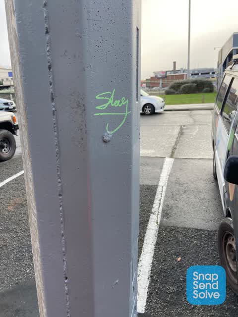 Graffiti, a report photo