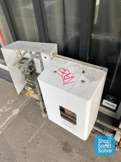 Graffiti, a report photo