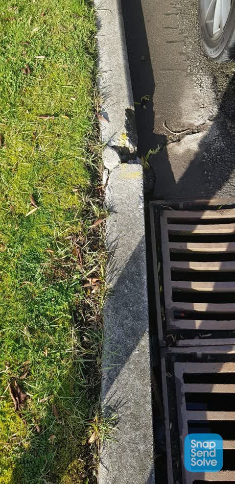 Roading/Streets, a report photo