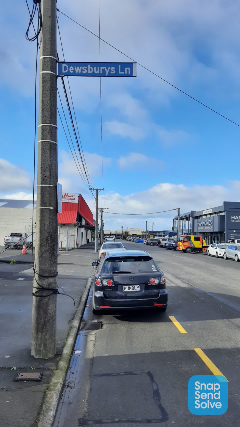 The photograph attached to this roading/streets report