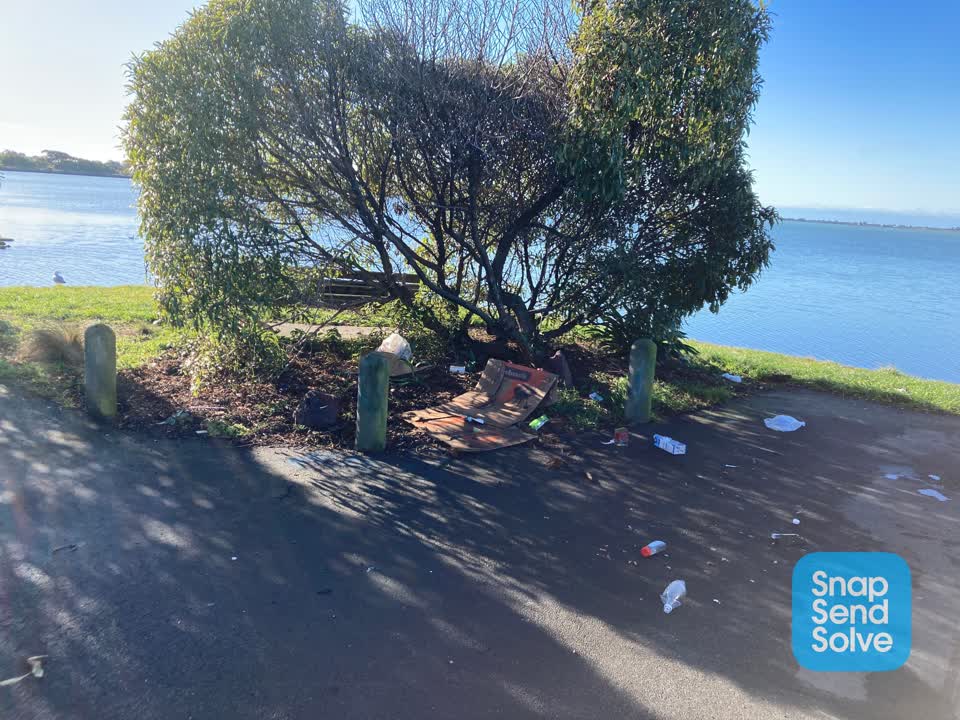 The photograph attached to this parks report