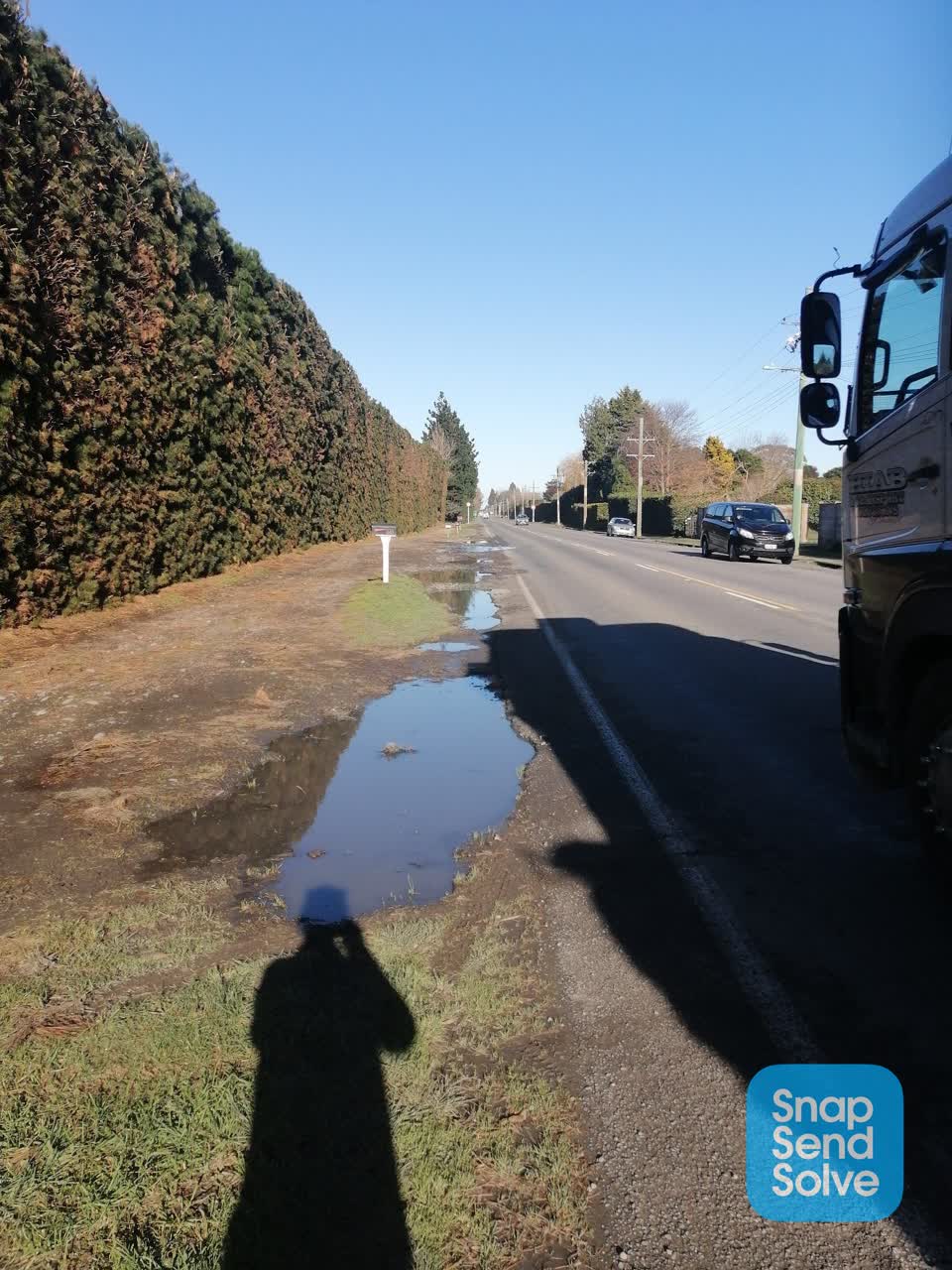 The photograph attached to this roading/streets report