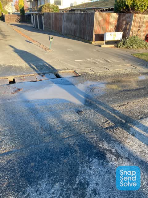 Water Leak, a report photo