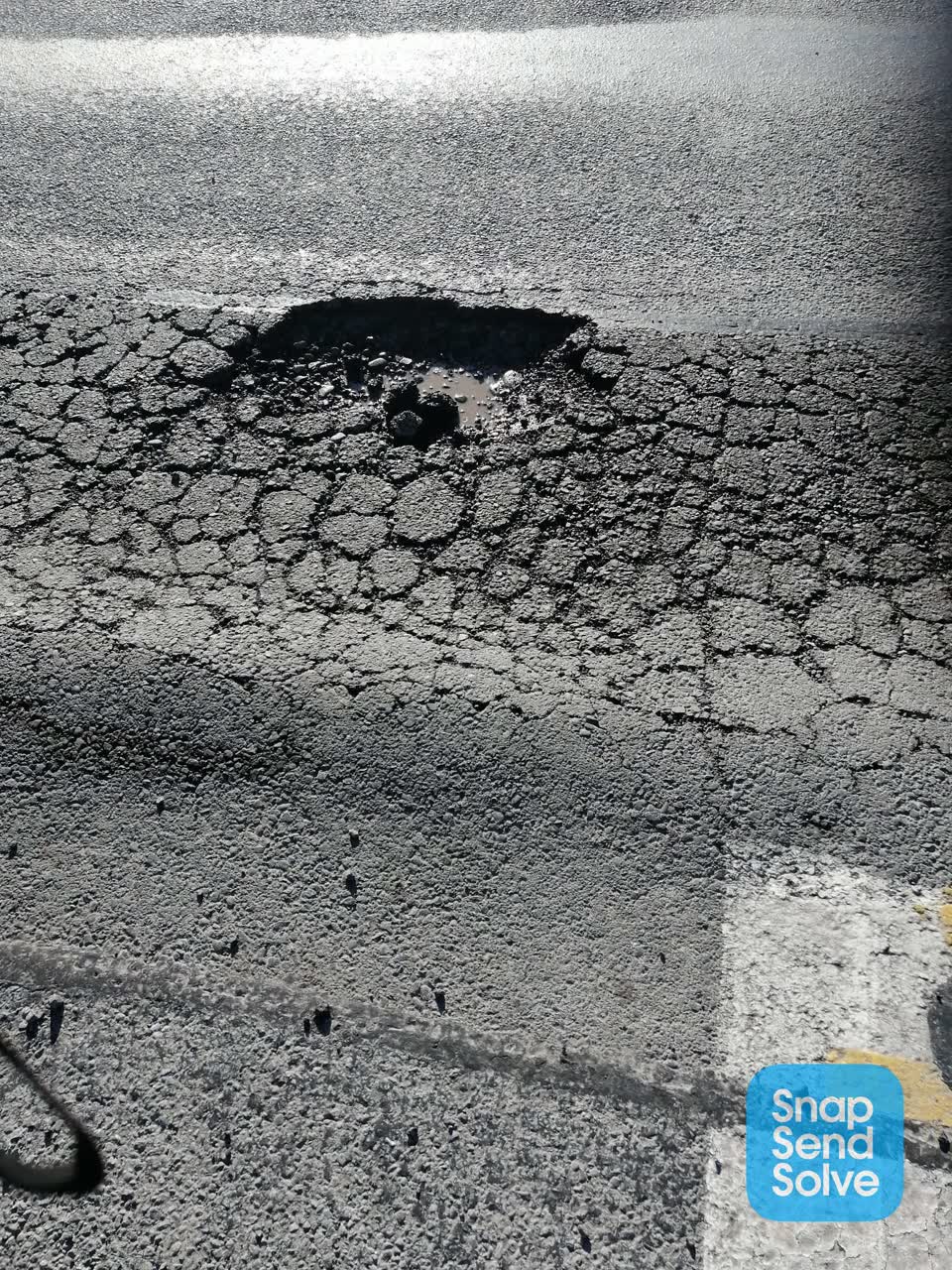 The photograph attached to this roading/streets report