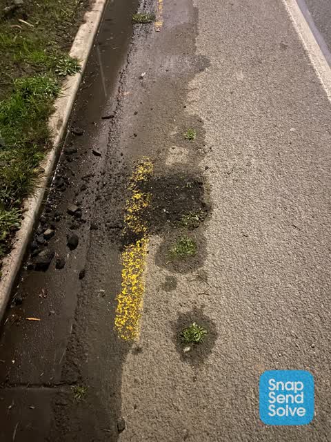 Roading/Streets, a report photo