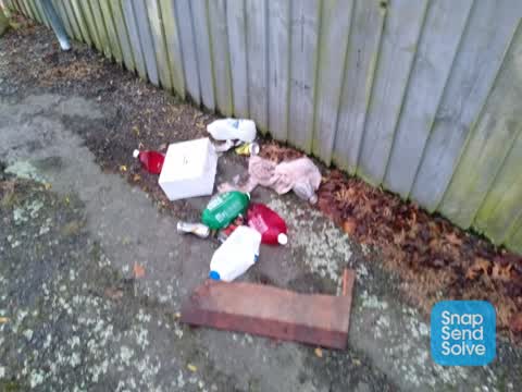 Rubbish/Recycling, a report photo