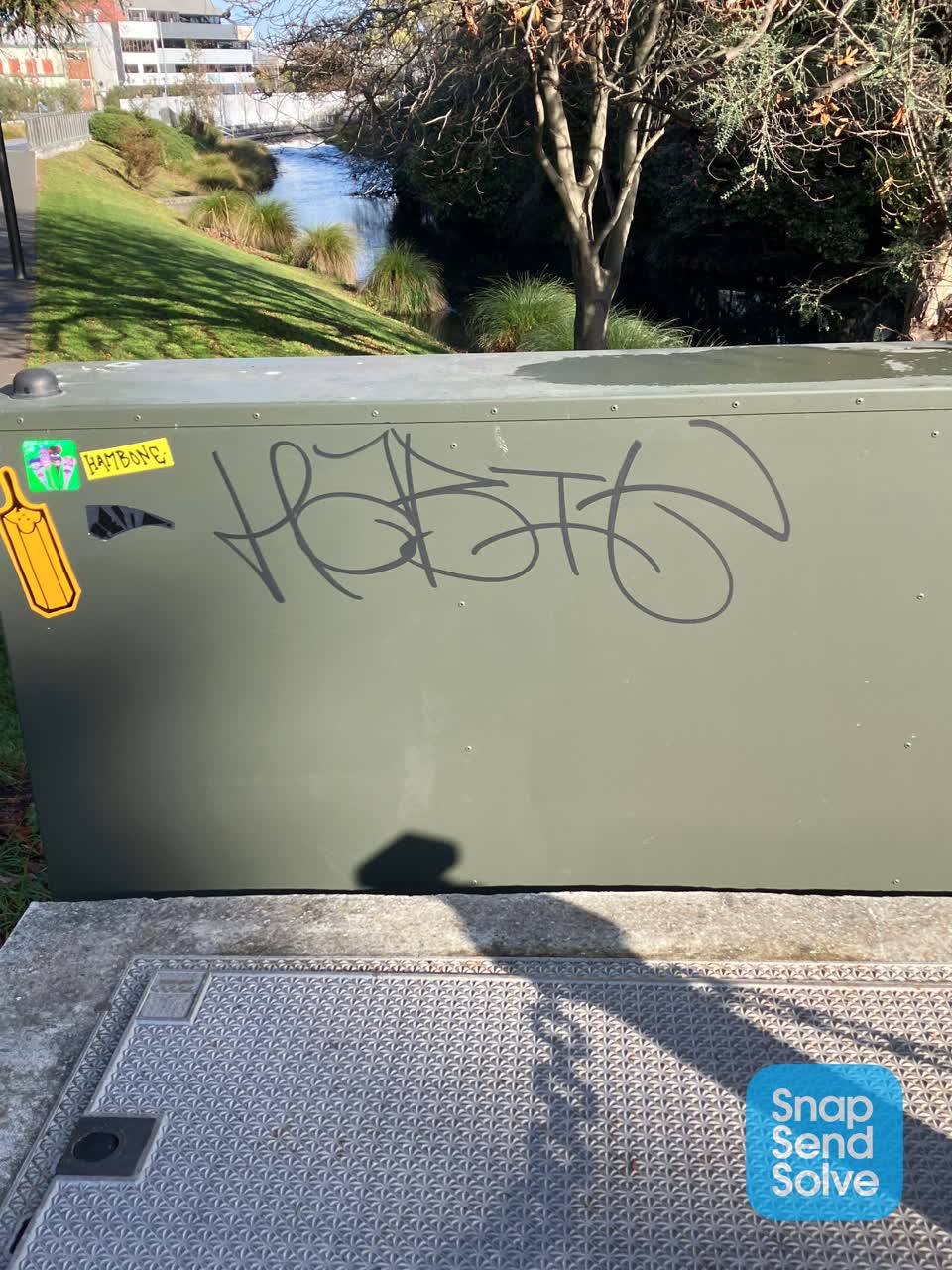 The photograph attached to this graffiti report