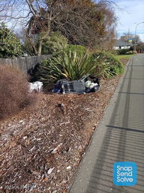 Rubbish/Recycling, a report photo
