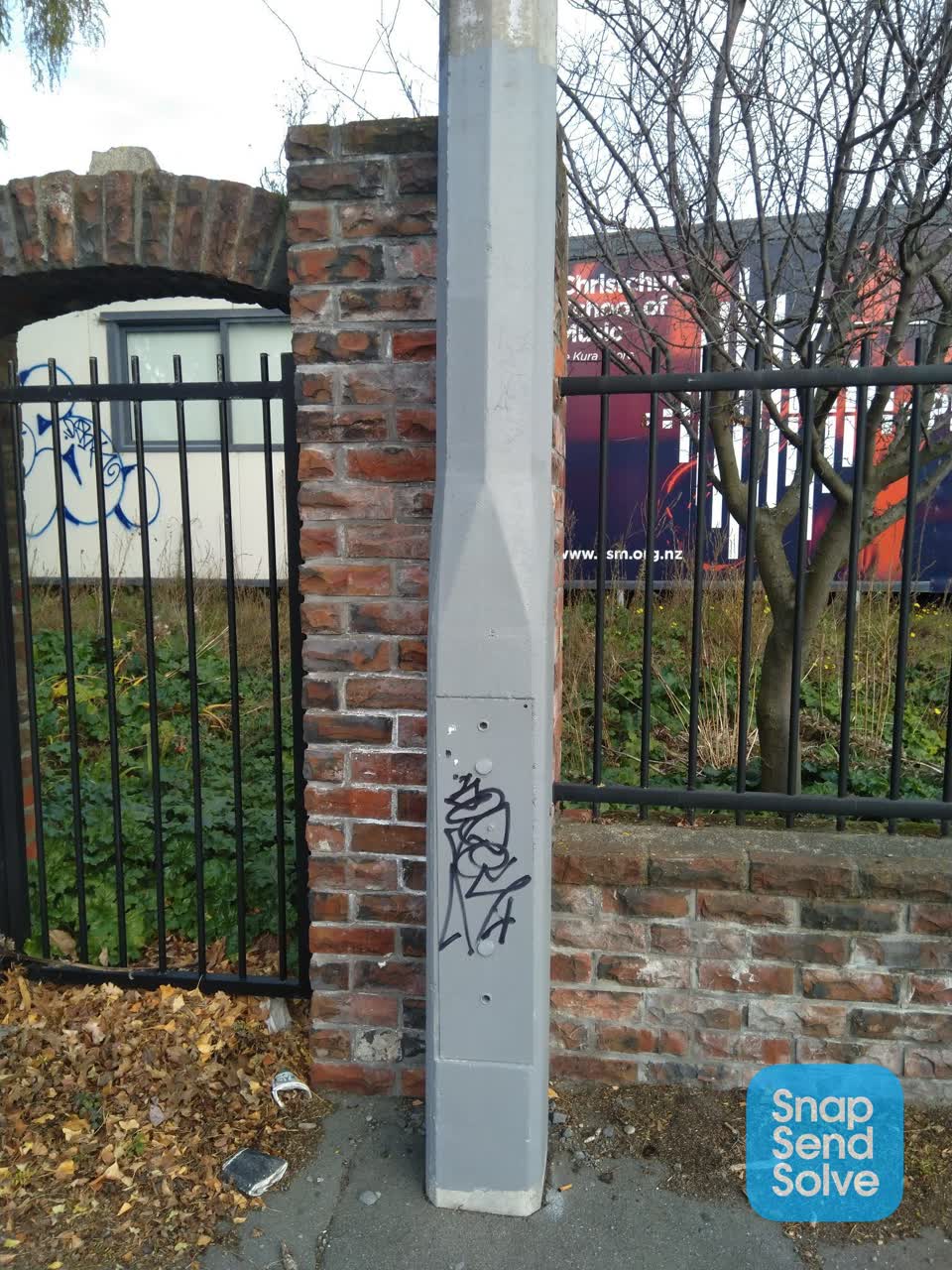 The photograph attached to this graffiti report