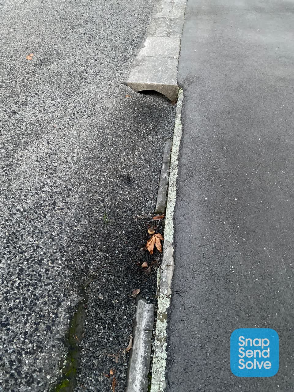 The photograph attached to this roading/streets report