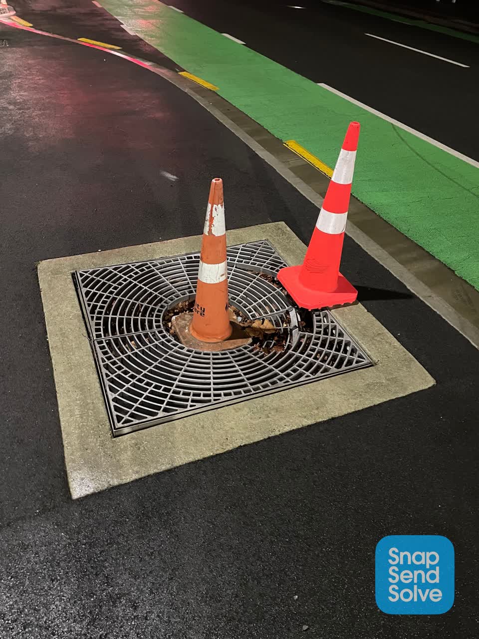 The photograph attached to this roading/streets report