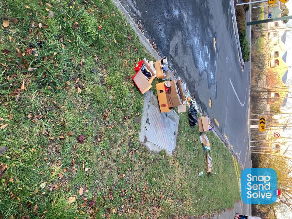 The photograph attached to this rubbish/recycling report