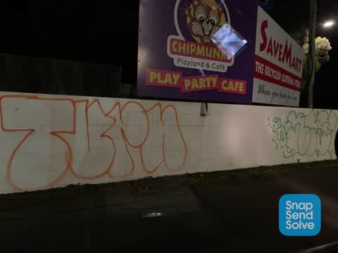 Graffiti, a report photo