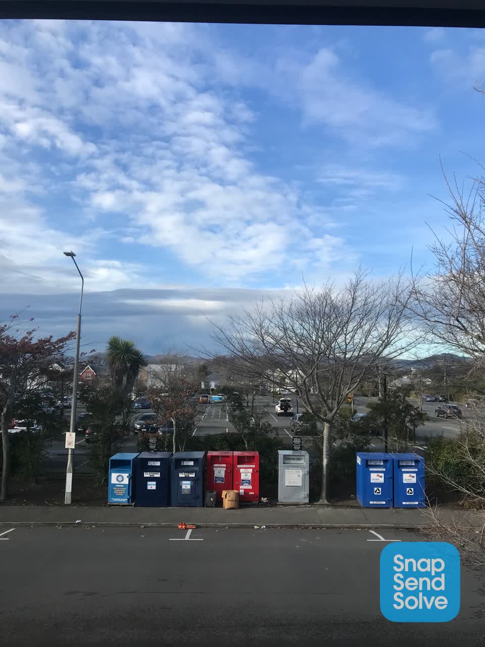 The photograph attached to this rubbish/recycling report