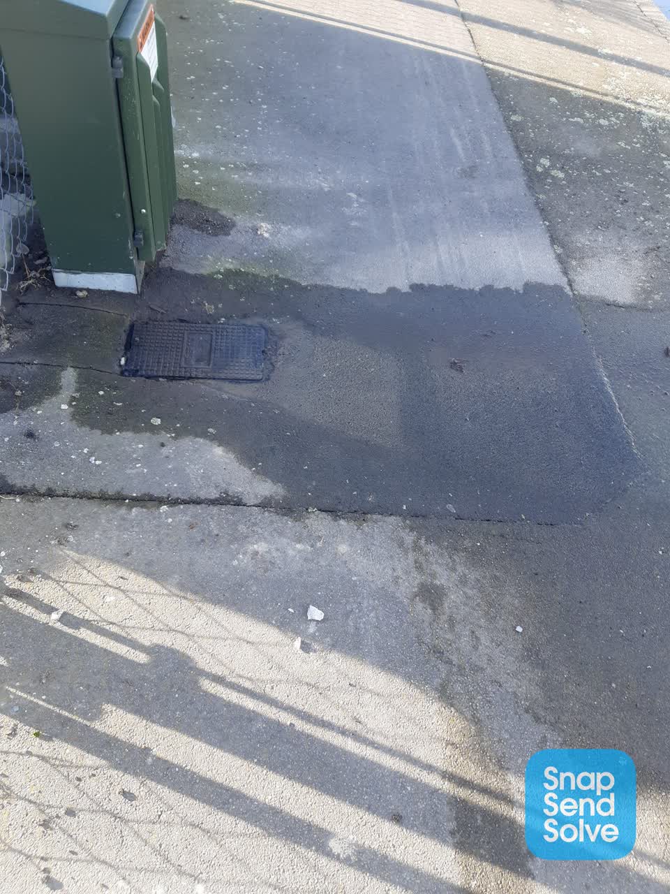 The photograph attached to this sewer - leak / blockage report