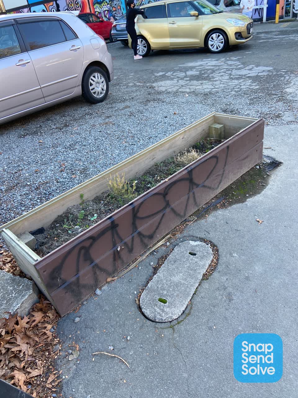 The photograph attached to this graffiti report