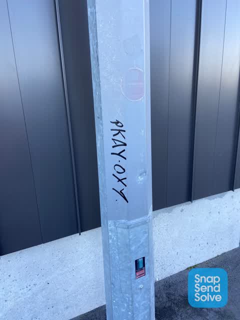 Graffiti, a report photo