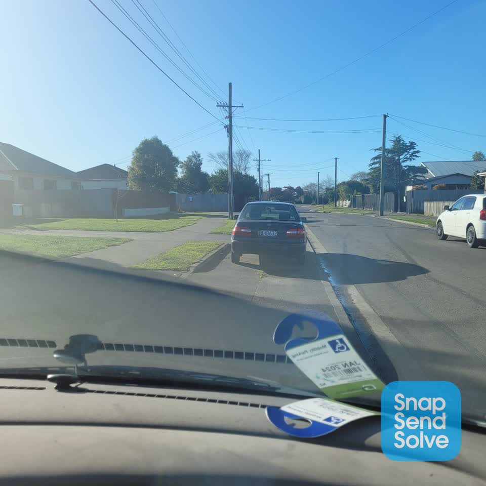 The photograph attached to this roading/streets report