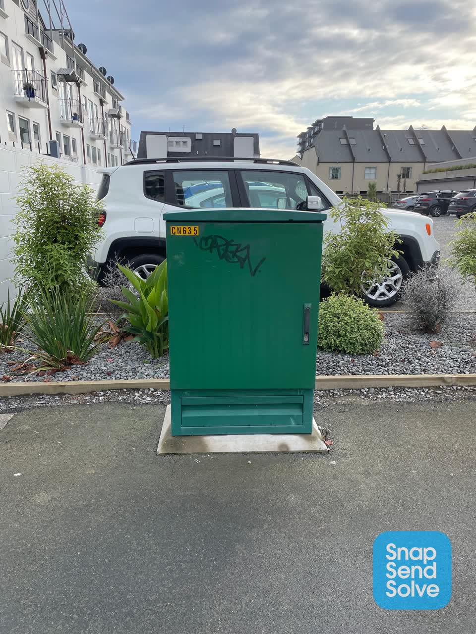 The photograph attached to this graffiti report