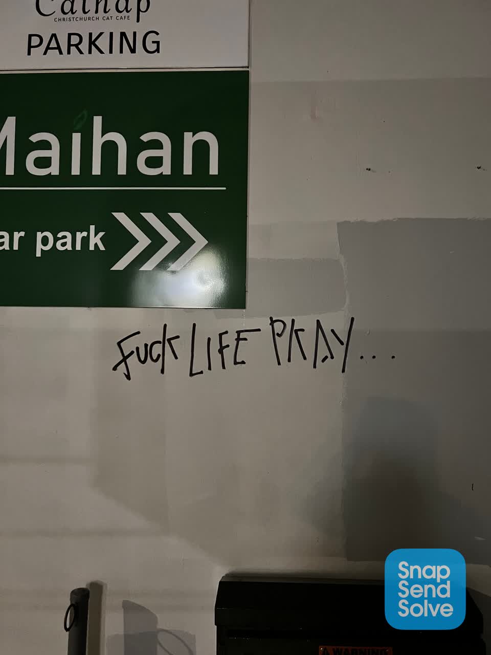 The photograph attached to this graffiti report