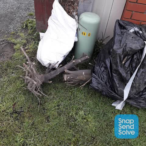 Rubbish/Recycling, a report photo