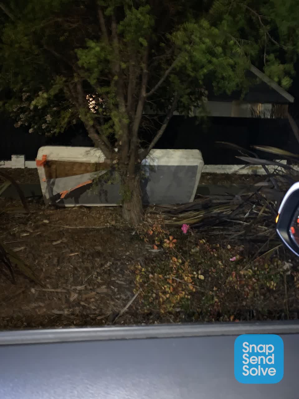 The photograph attached to this rubbish/recycling report
