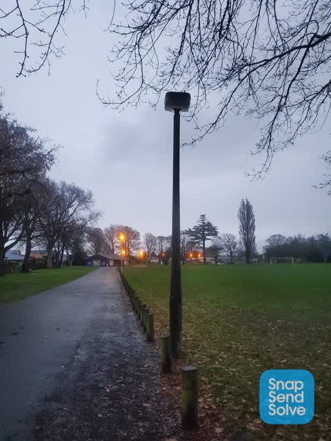 Street Light Outage — a report photo