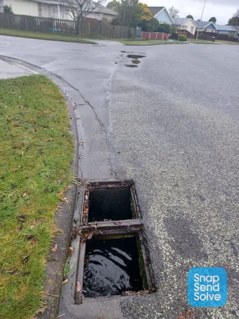 Roading/Streets, a report photo