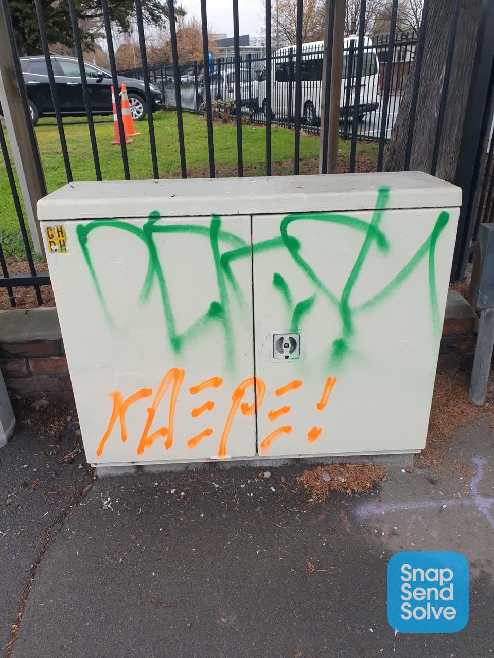 The photograph attached to this graffiti report