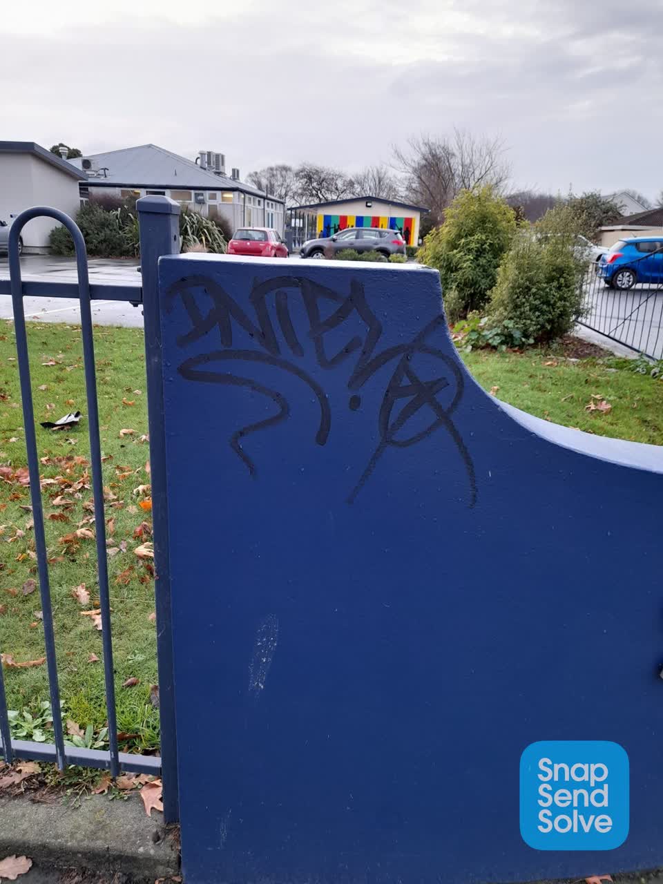 The photograph attached to this graffiti report