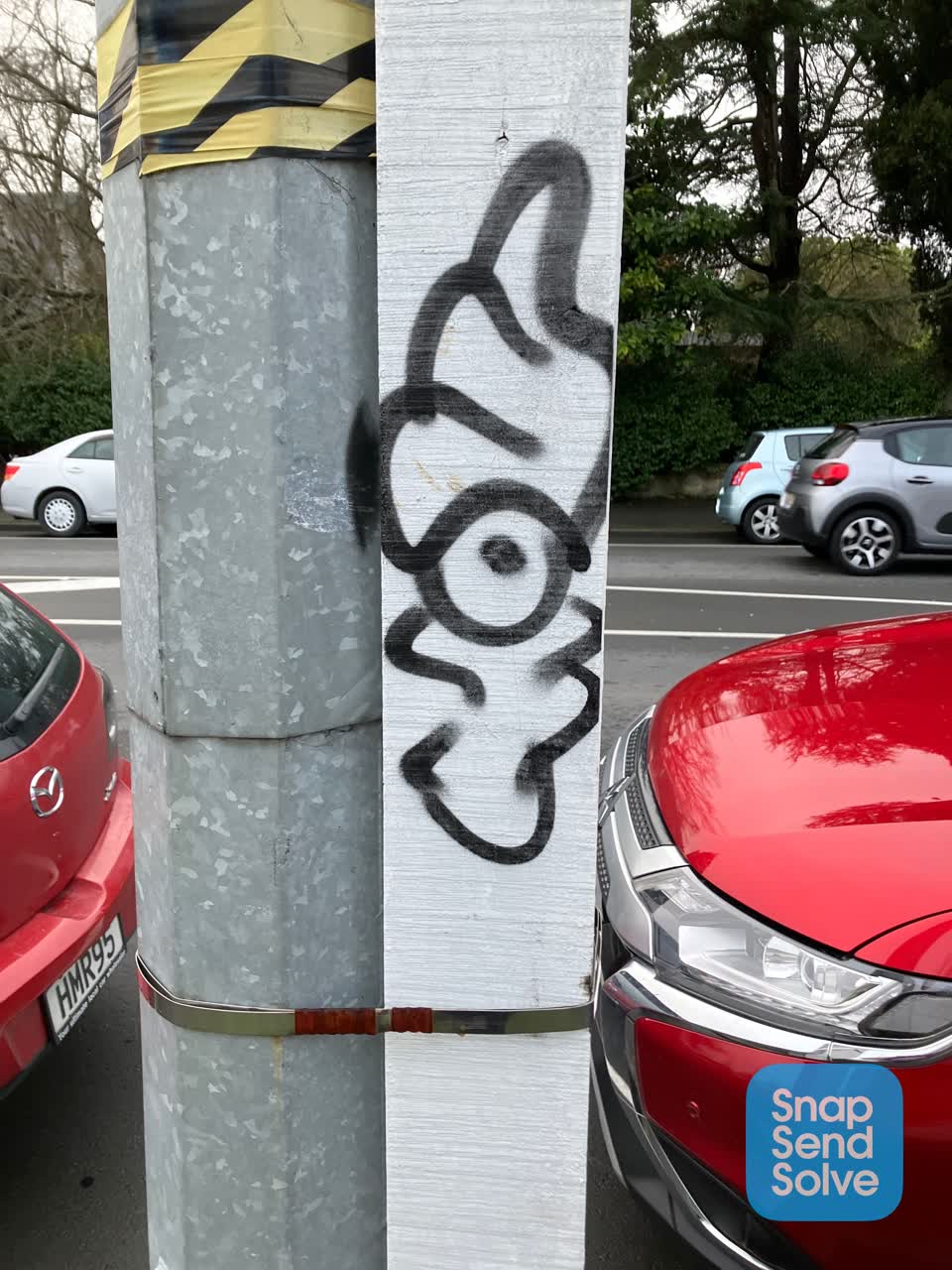 The photograph attached to this graffiti report