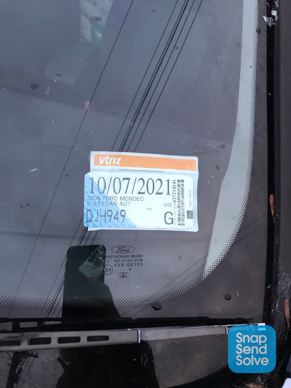 The photograph attached to this roading/streets report