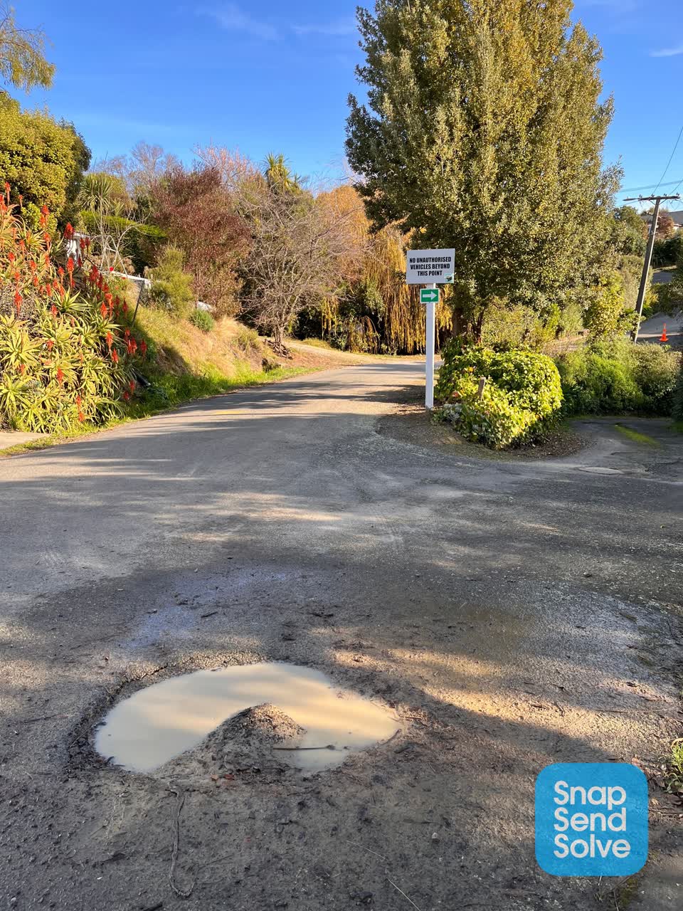 The photograph attached to this roading/streets report