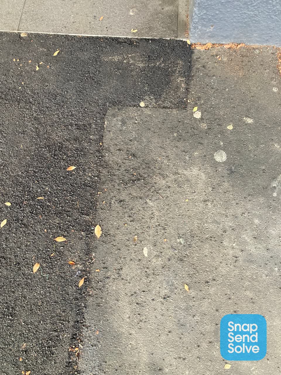 The photograph attached to this roading/streets report
