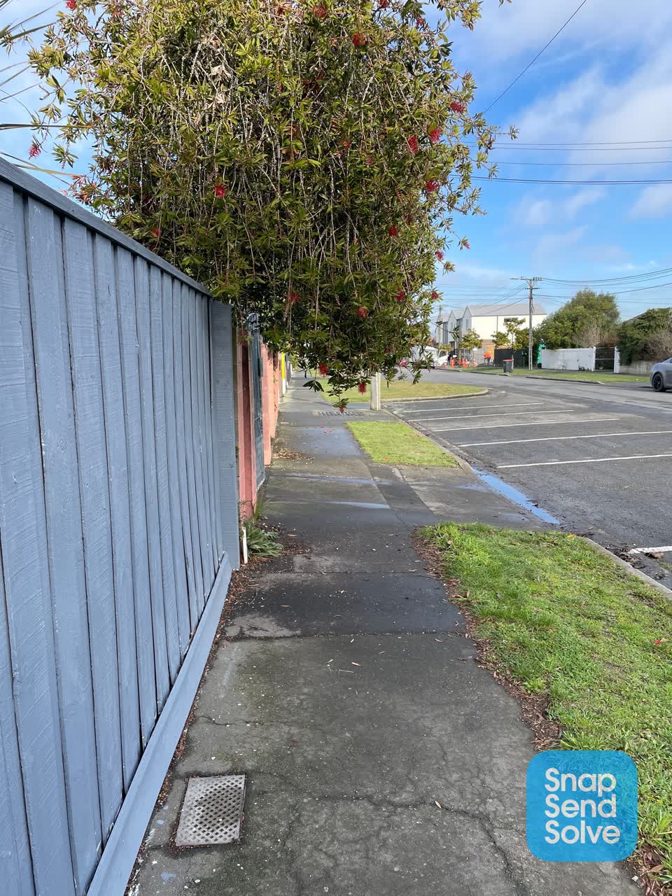 The photograph attached to this roading/streets report