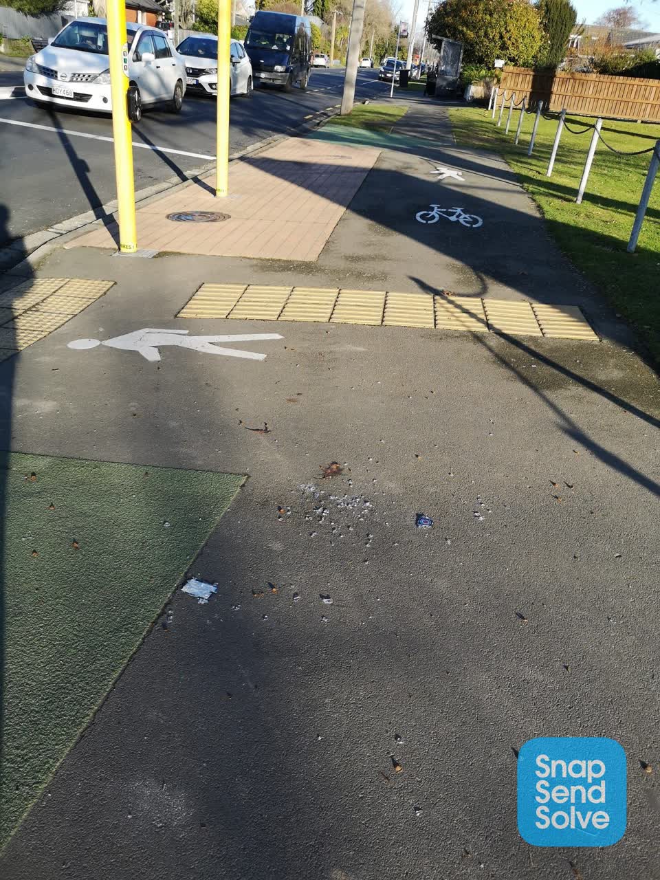 The photograph attached to this roading/streets report