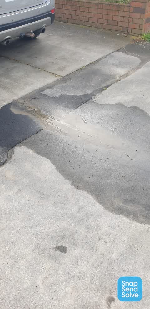Water Leak, a report photo
