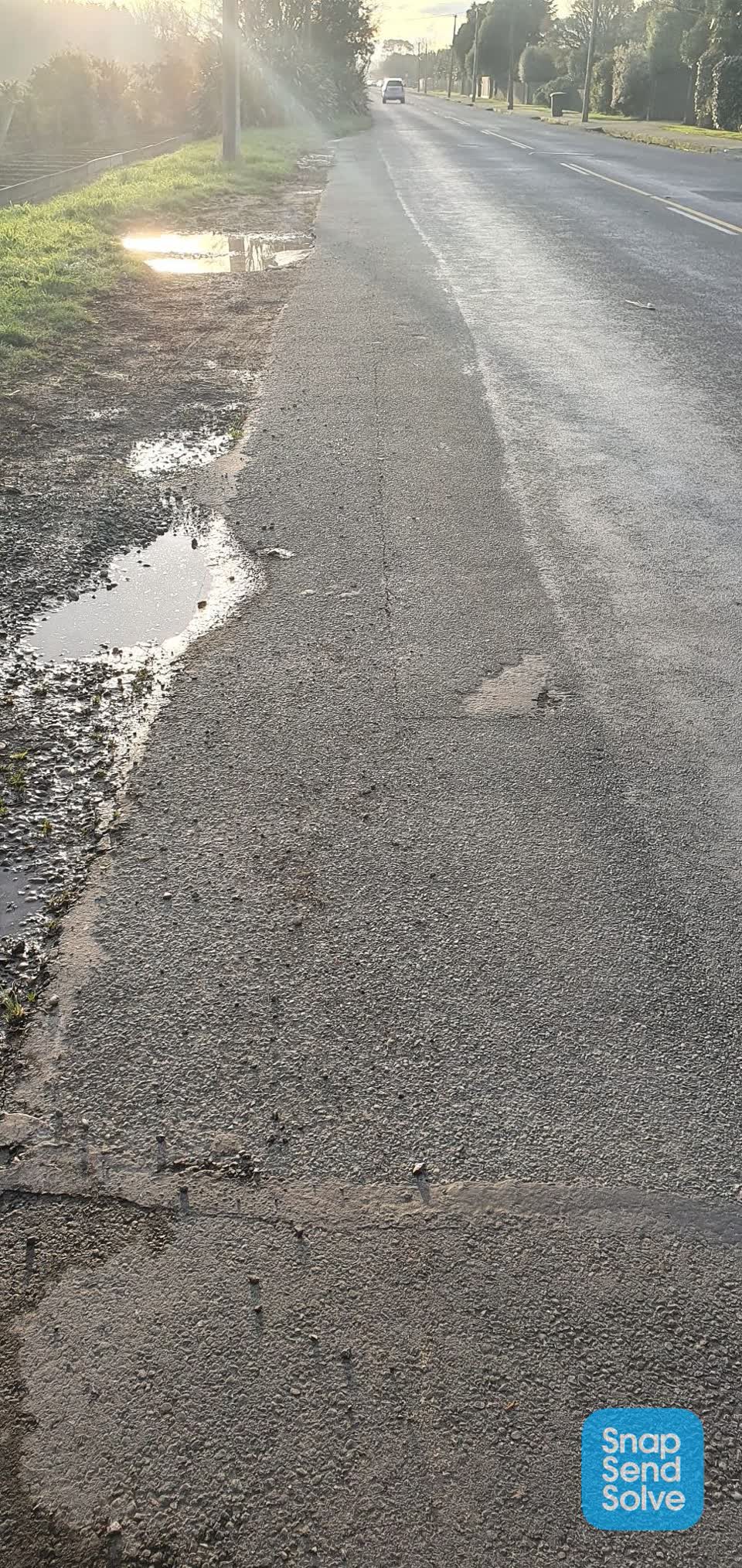 The photograph attached to this roading/streets report