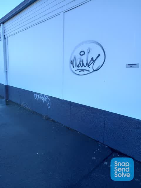 Graffiti — a report photo