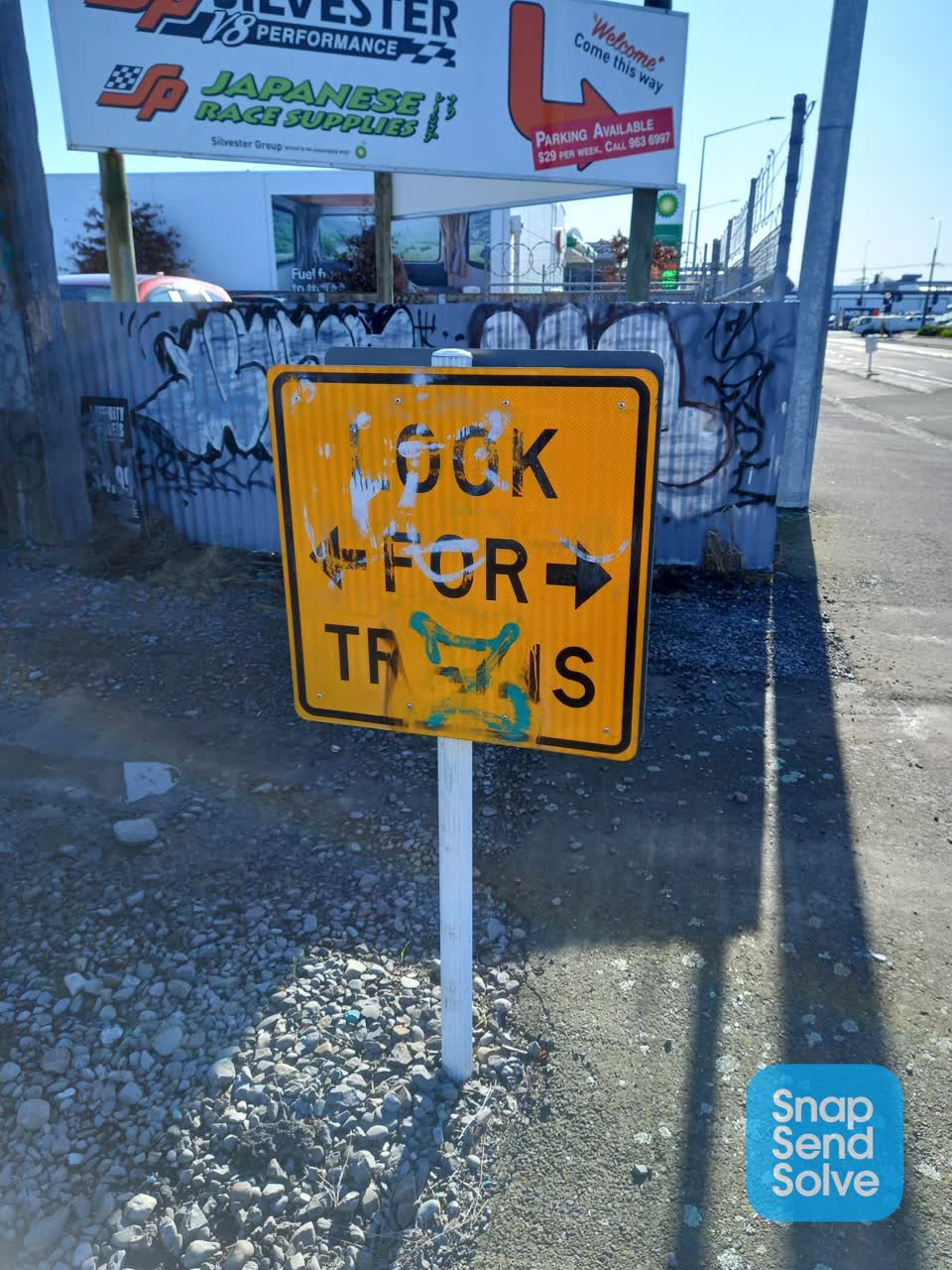 The photograph attached to this graffiti report