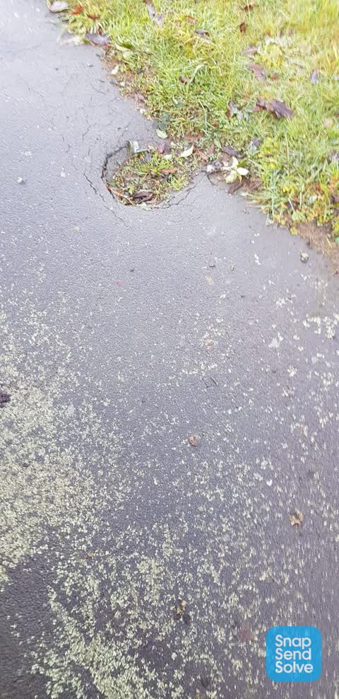Roading/Streets, a report photo