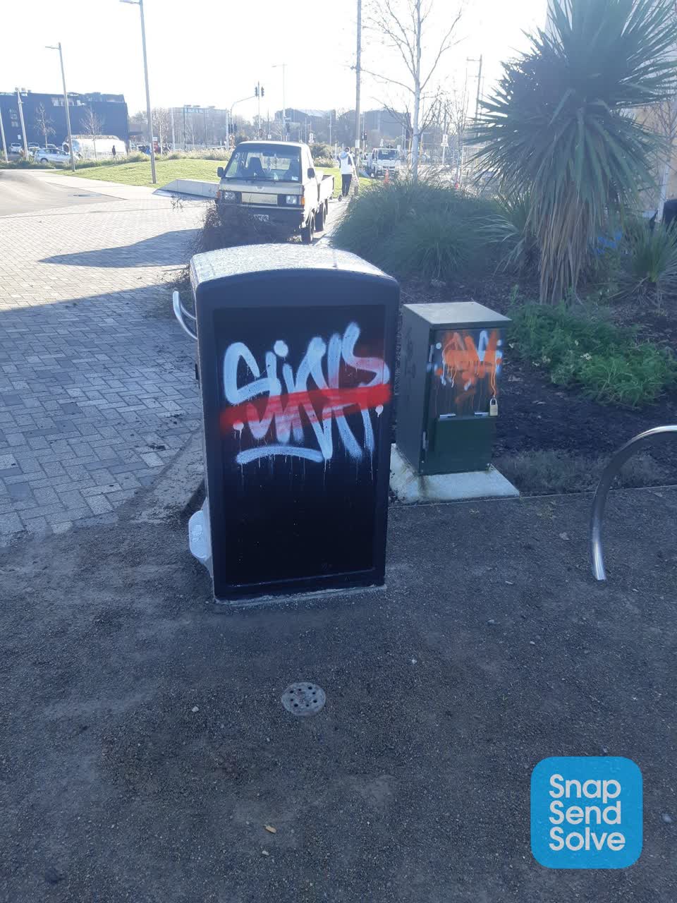 The photograph attached to this graffiti report