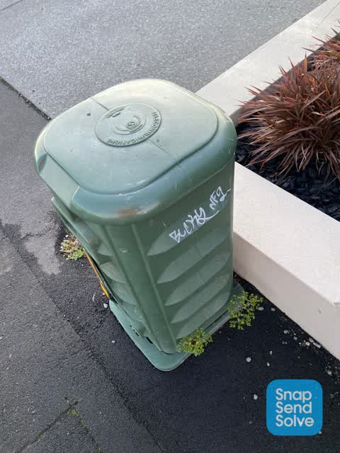 Graffiti, a report photo