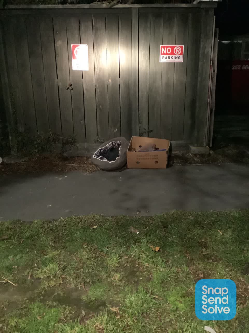 The photograph attached to this rubbish/recycling report