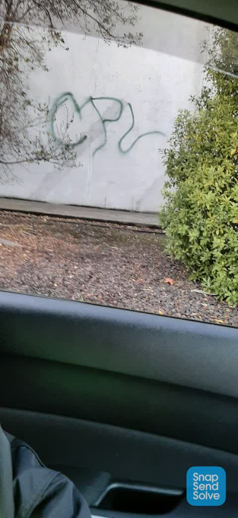 Graffiti, a report photo