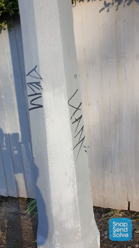 Graffiti, a report photo